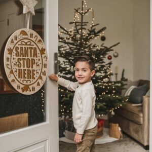Christmas Round Sign Engraving, Santa Stop Here |